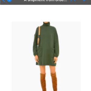 Never been worn- size medium too big on me. Tags still on